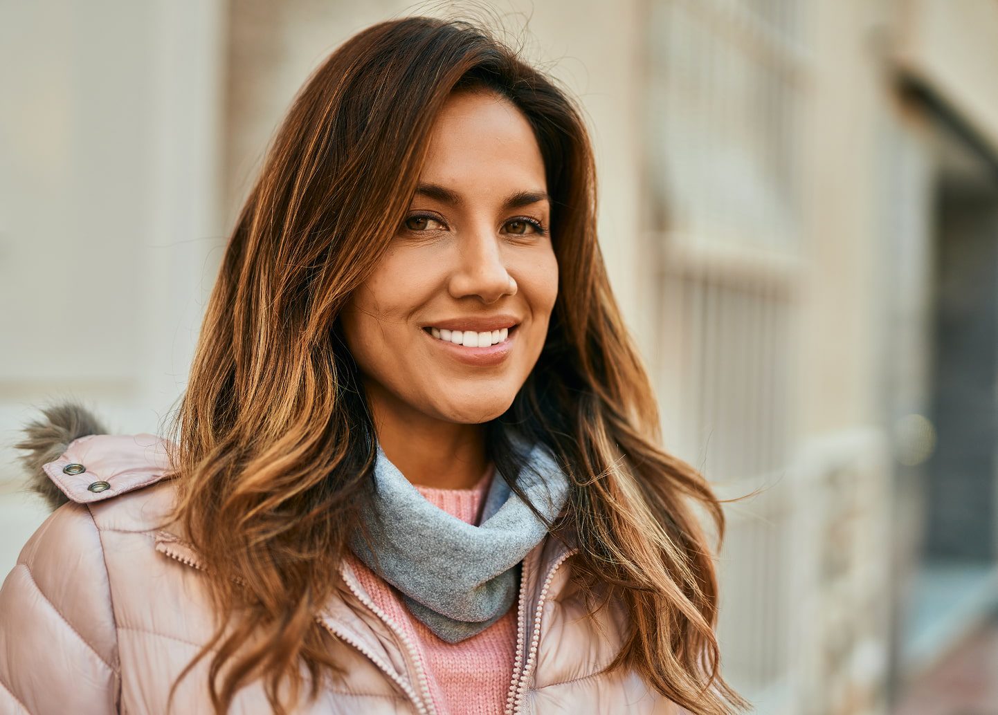 Dental crowns for restoring and protecting damaged teeth